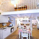 Casa Donnalby 아파트 *